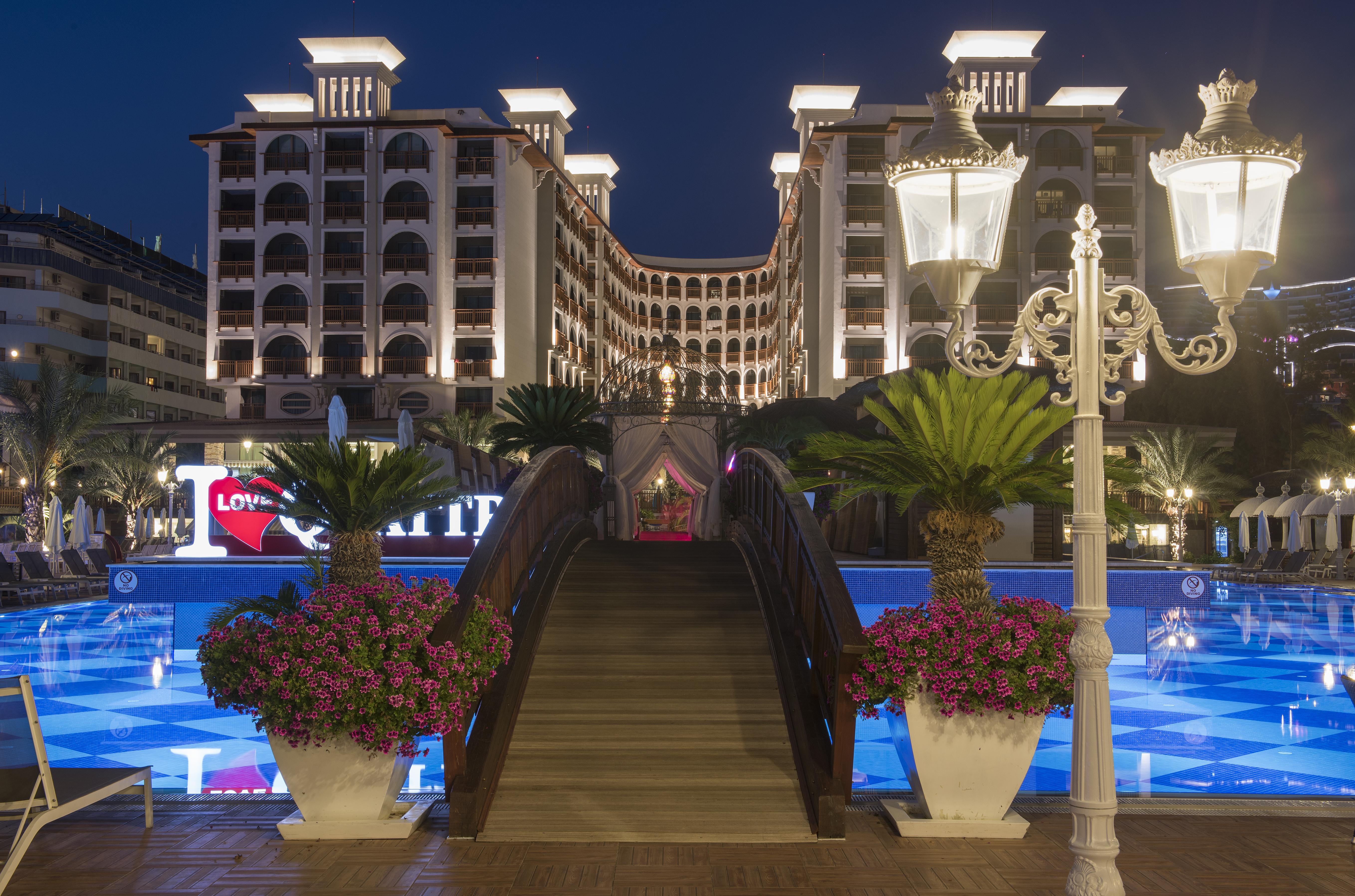 Quattro Beach Spa & Resort Konaklı Exterior foto